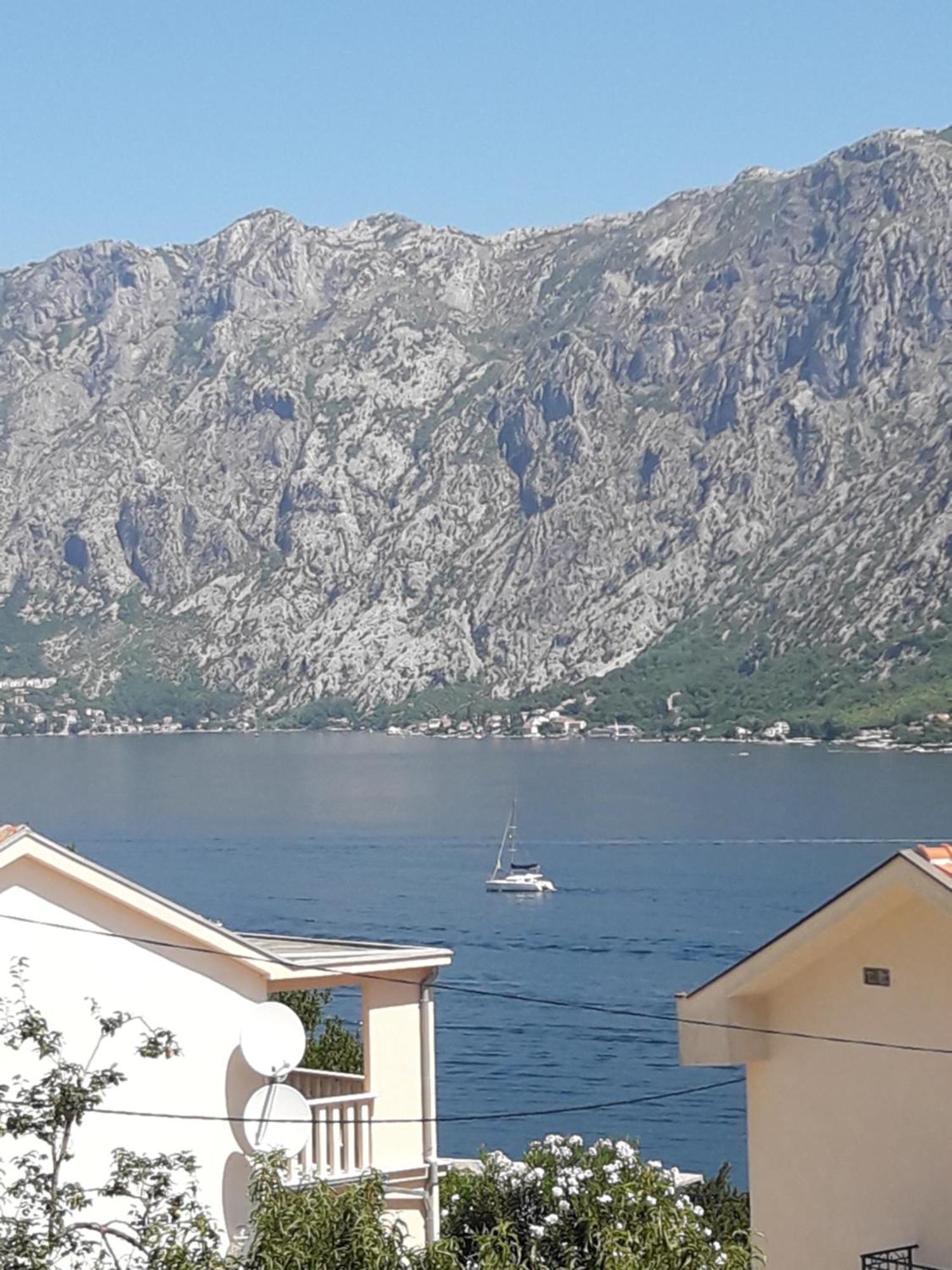 Apartamento Mir Kotor Exterior foto