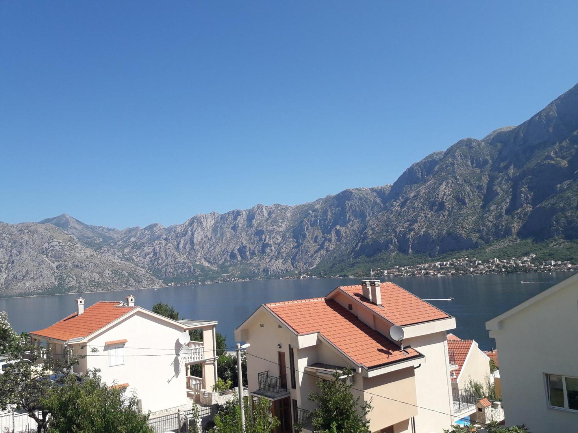 Apartamento Mir Kotor Exterior foto
