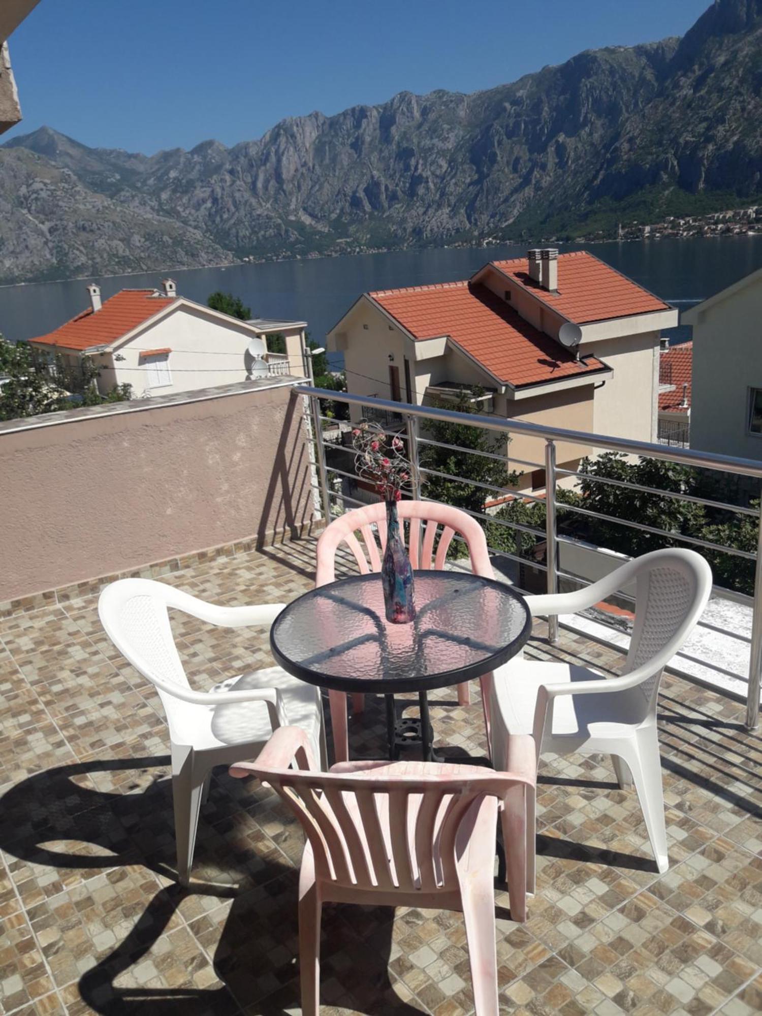 Apartamento Mir Kotor Exterior foto