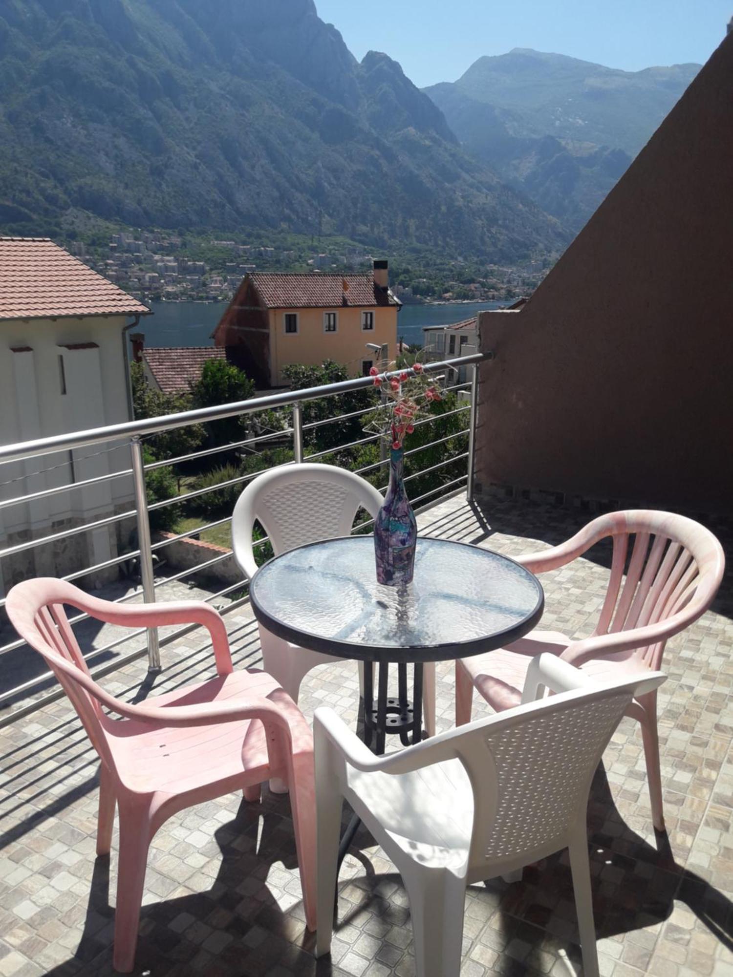 Apartamento Mir Kotor Exterior foto